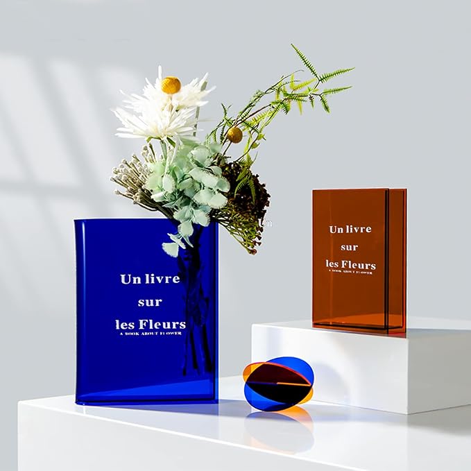 Decorative book vase – Literary elegance in your home
