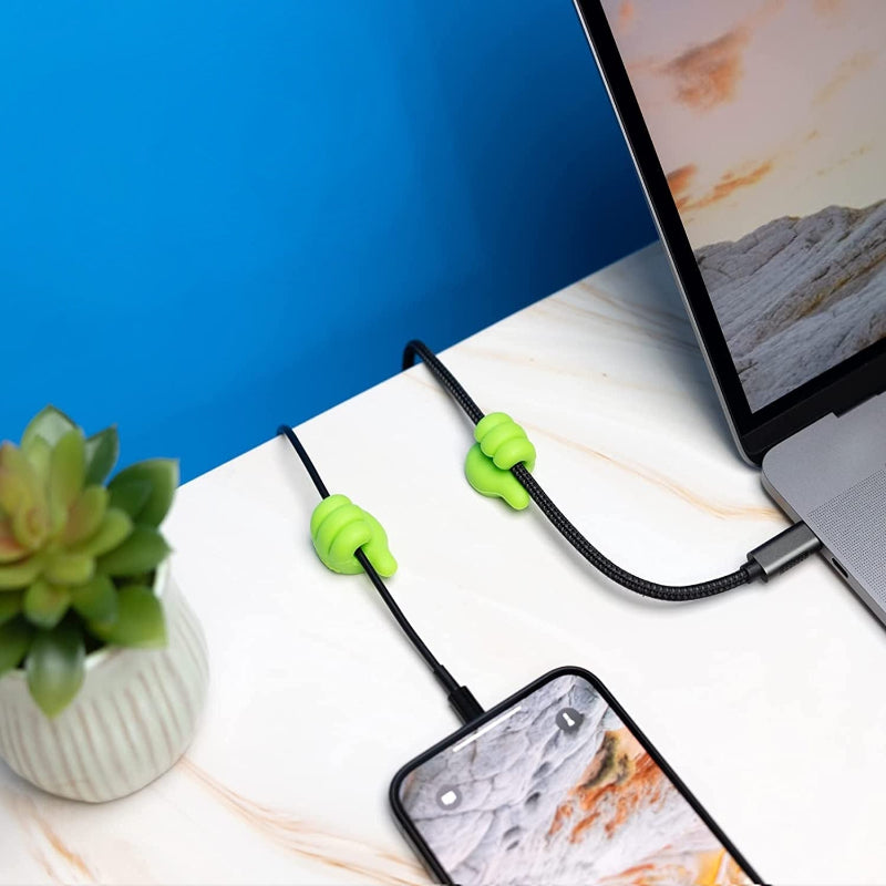 Clever hooks for cables, brushes, earphones, and more (x10)