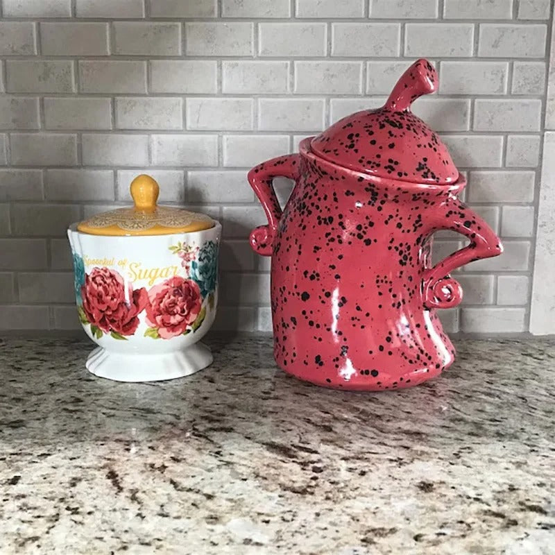 Speelse keukenpot met grote opbergruimte