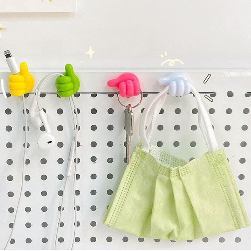 Clever hooks for cables, brushes, earphones, and more (x10)