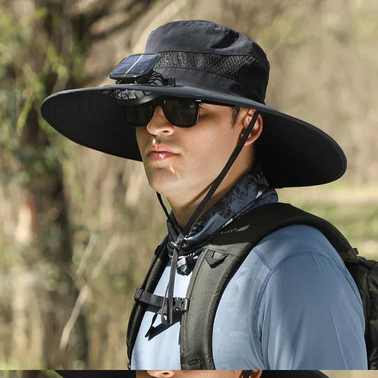 Hat with integrated solar fan 