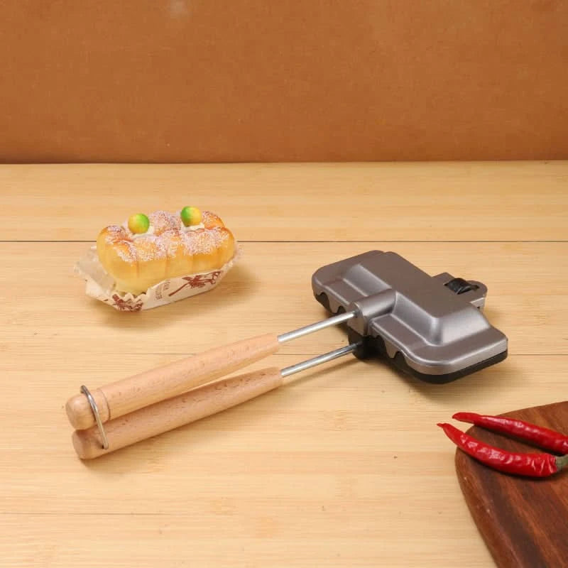 Sandwich press for baking sheet 