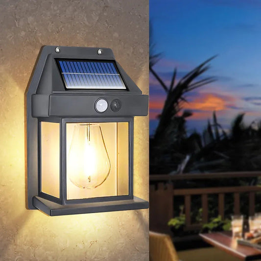 Lampa solară pentru grădină și exterior